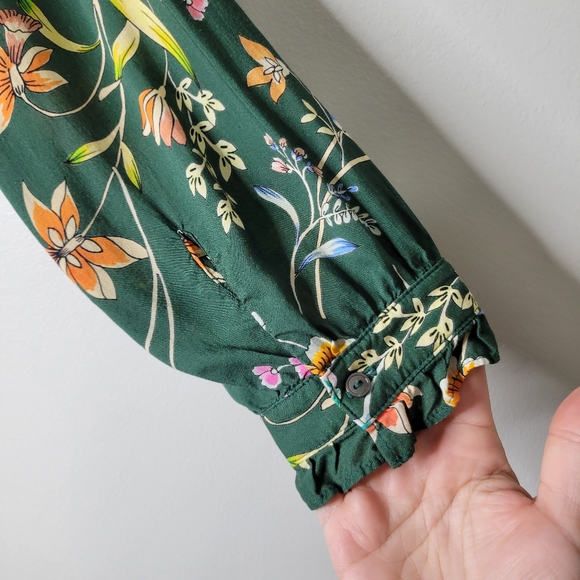 Velvet by Graham & Spencer Blouse - Picture 10 of 11